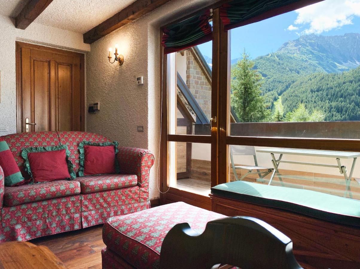Betulla House Apartment Ponte Di Legno Luaran gambar