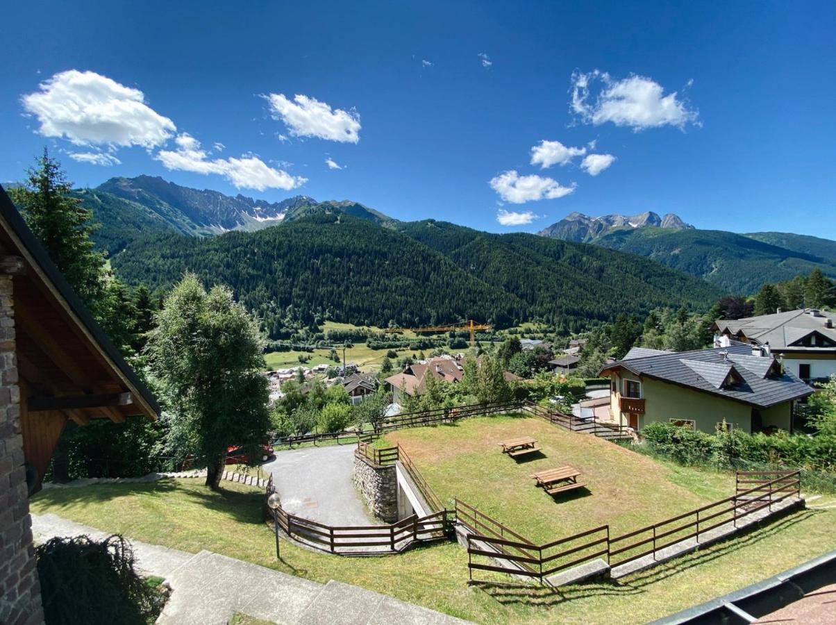 Betulla House Apartment Ponte Di Legno Luaran gambar